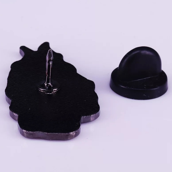 Billie Eilish Orange Green Logo Metal Pin Badge Button - Picture 3 of 7